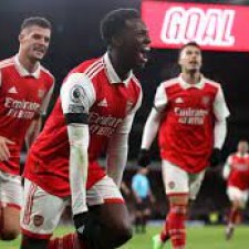 No More Red dres prvi put predstavlja Arsenalovu domaću utakmicu